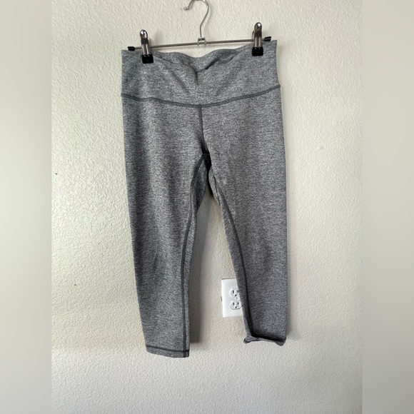 Lululemon Wunder Under Crop GREY SIZE 6 797 - Picture 2 of 6